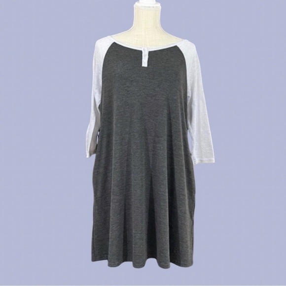 Umgee Raglan Mini a Line Henley Dress - Picture 1 of 10